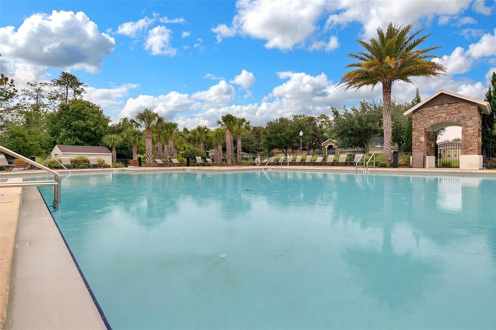 Image 36 of property listing at 10802 ARBOR VIEW BOULEVARD, Orlando, FL 32825