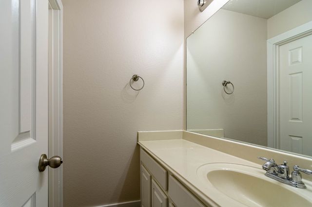 615 Lone Ridge Way, Murphy, TX 75094