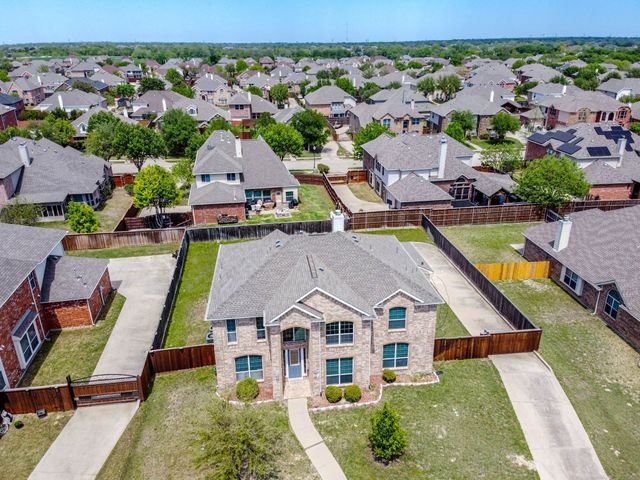 615 Lone Ridge Way, Murphy, TX 75094