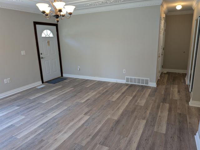 657 S Freya St, Spokane, WA 99202
