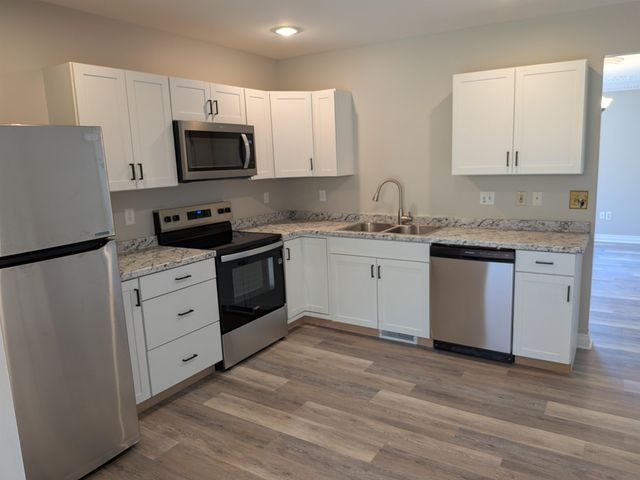657 S Freya St, Spokane, WA 99202
