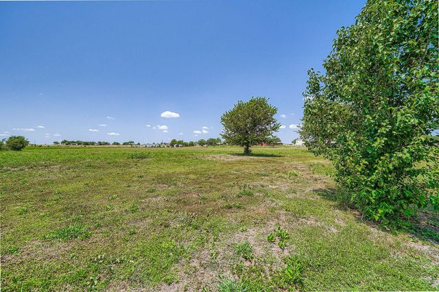 415 County Road 154, Georgetown, TX 78626