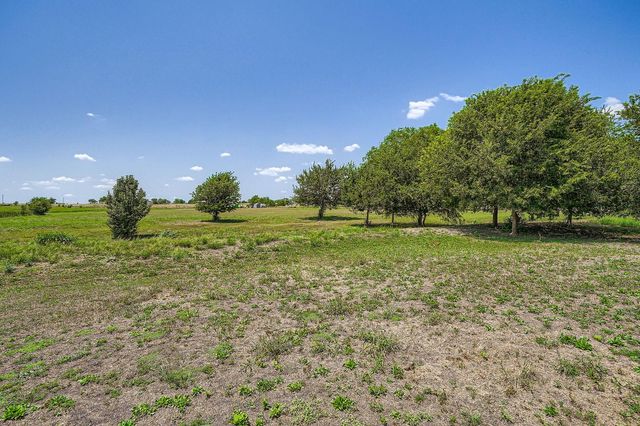 415 County Road 154, Georgetown, TX 78626