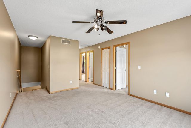 6637 Lamplight Drive, Albertville, MN 55301