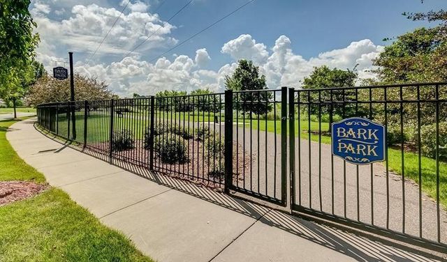 6637 Lamplight Drive, Albertville, MN 55301