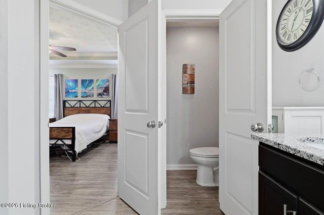 10917 Hidden Trail Ct, Louisville, KY 40229