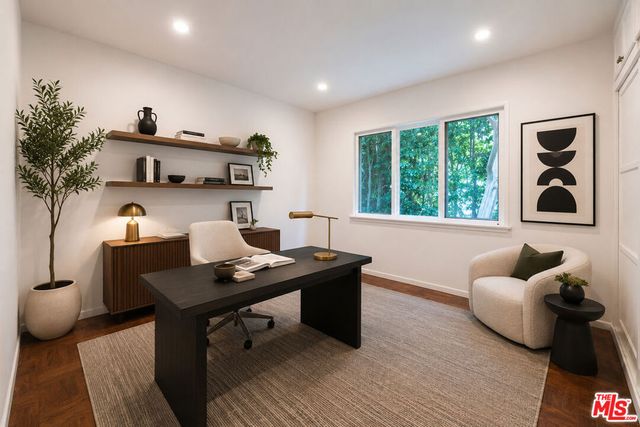 2559 Hutton Drive, Los Angeles, CA 90210