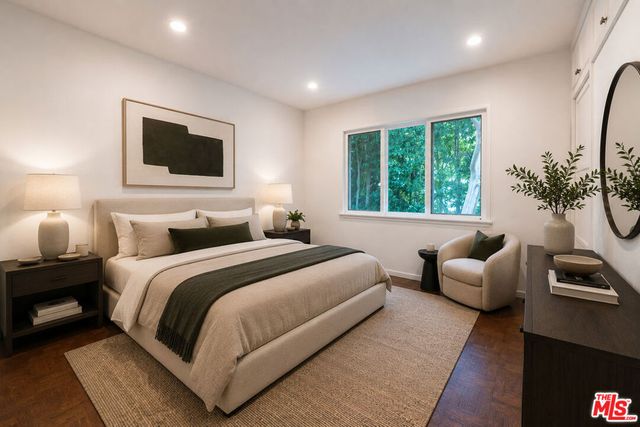 2559 Hutton Drive, Los Angeles, CA 90210
