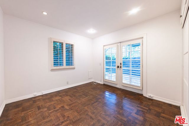 2559 Hutton Drive, Los Angeles, CA 90210