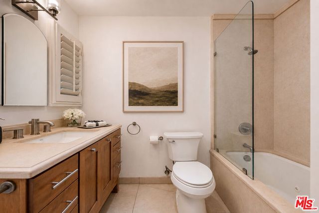 2559 Hutton Drive, Los Angeles, CA 90210
