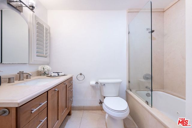 2559 Hutton Drive, Los Angeles, CA 90210