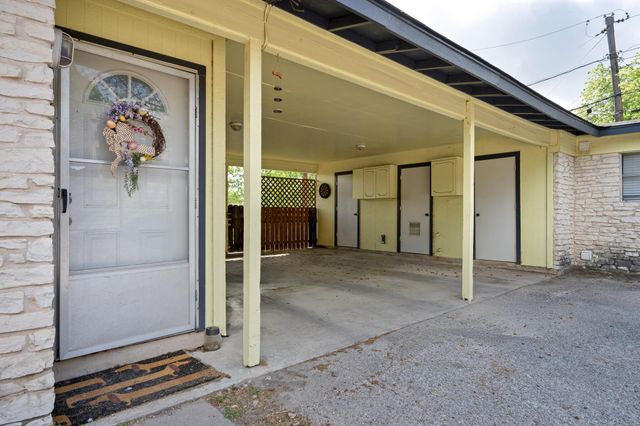 3313 S Oak DR, Austin, TX 78704