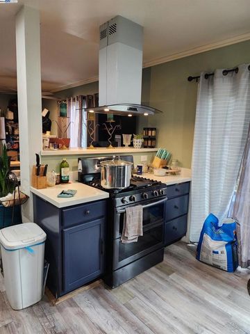 3026 N American, Stockton, CA 95204