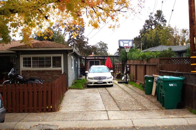 3026 N American, Stockton, CA 95204