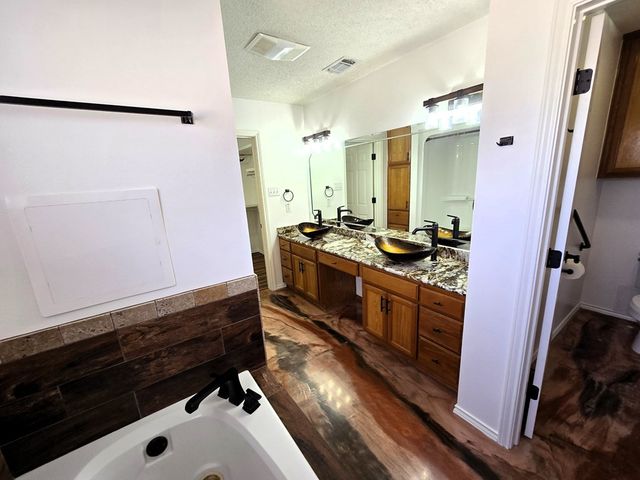 6582 Plain View Drive, San Angelo, TX 76905