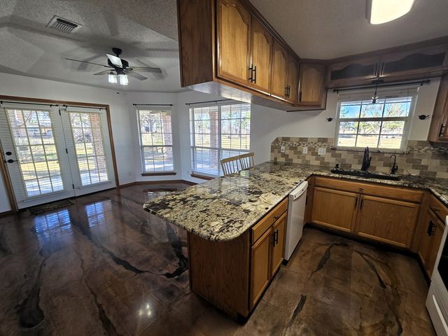 6582 Plain View Drive, San Angelo, TX 76905