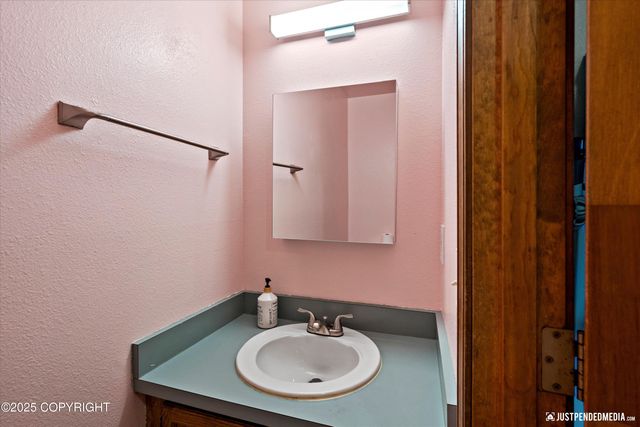 3428 Orion Circle, Anchorage, AK 99517