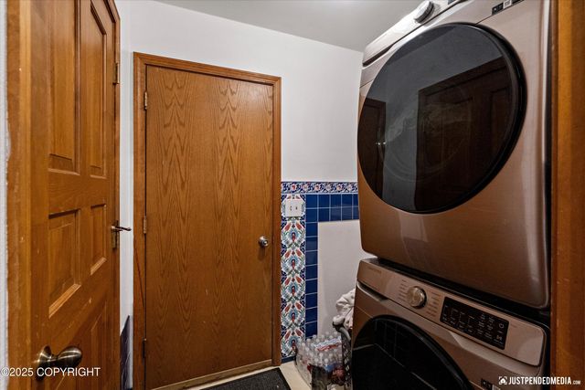 3428 Orion Circle, Anchorage, AK 99517