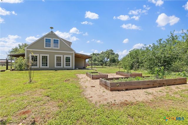 211 Pintail Street, Kyle, TX 78640