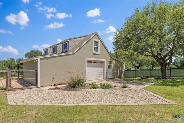 211 Pintail Street, Kyle, TX 78640
