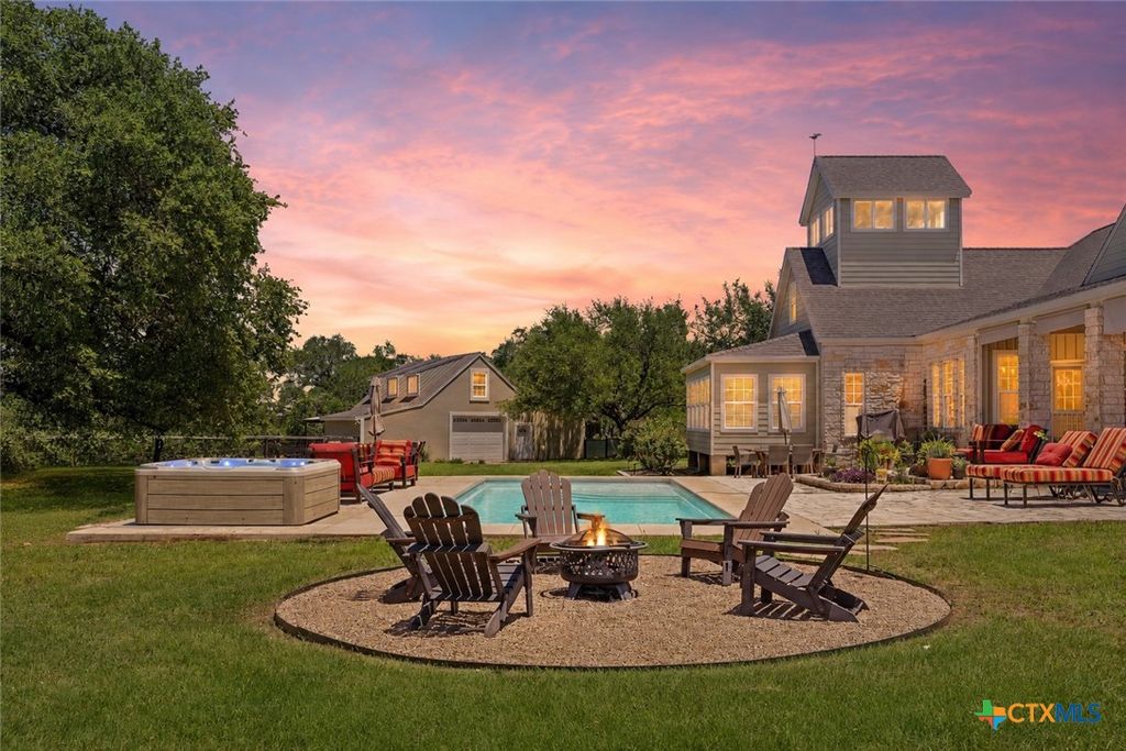 211 Pintail Street, Kyle, TX 78640