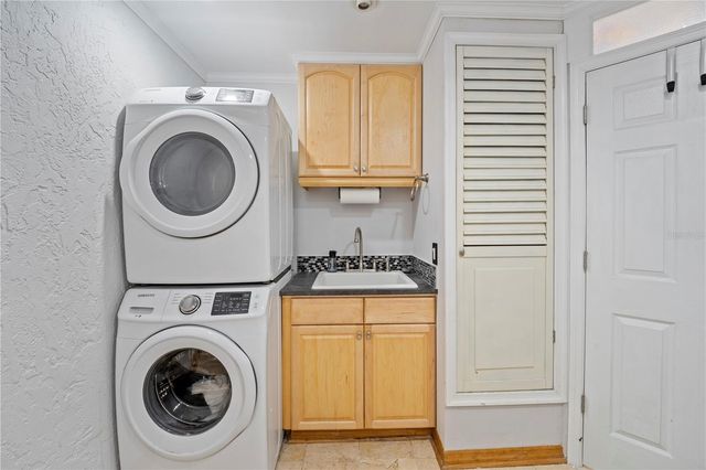 2649 ALBION AVENUE, Orlando, FL 32833