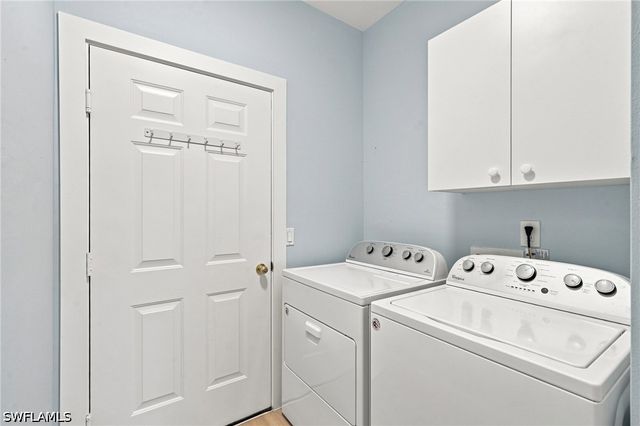 5877 Three Iron DR 702, Naples, FL 34110