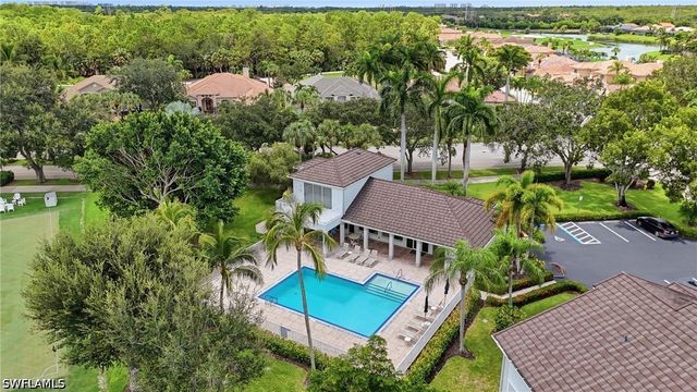 5877 Three Iron DR 702, Naples, FL 34110