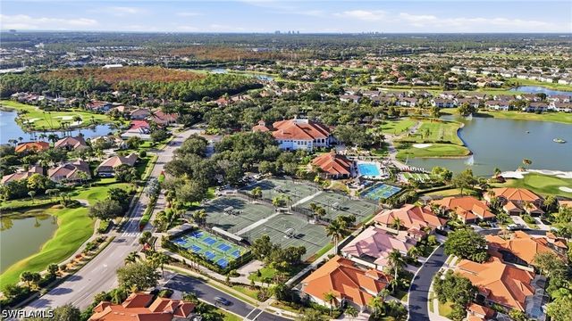 5877 Three Iron DR 702, Naples, FL 34110