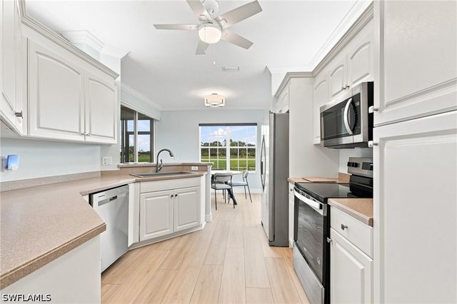 5877 Three Iron DR 702, Naples, FL 34110