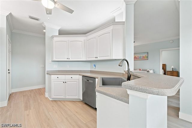 5877 Three Iron DR 702, Naples, FL 34110