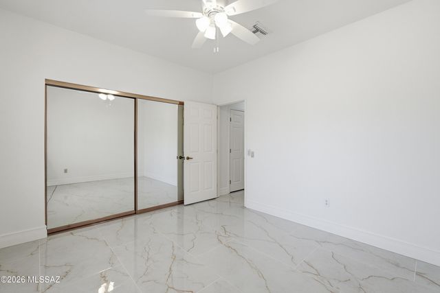 14720 N Palm Ridge Drive, Oro Valley, AZ 85755