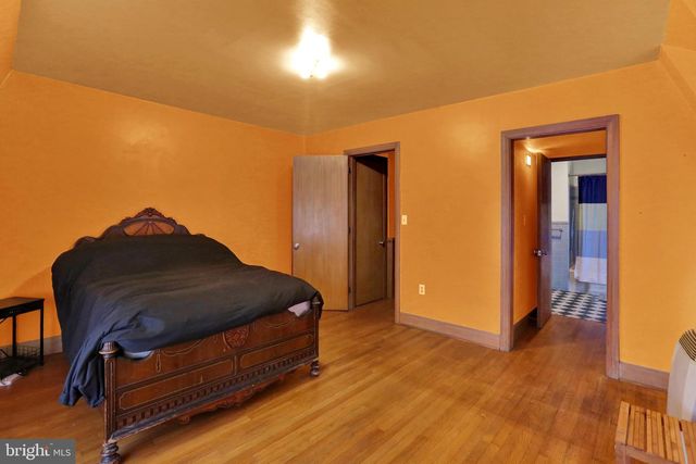 132 WINDSOR ST, Reading, PA 19601