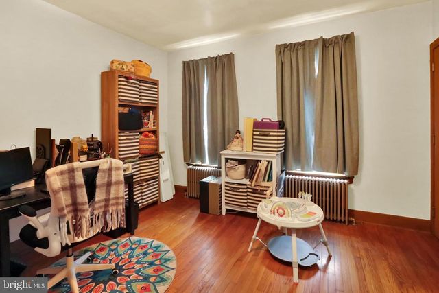 132 WINDSOR ST, Reading, PA 19601