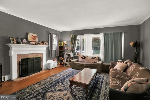 132 WINDSOR ST, Reading, PA 19601