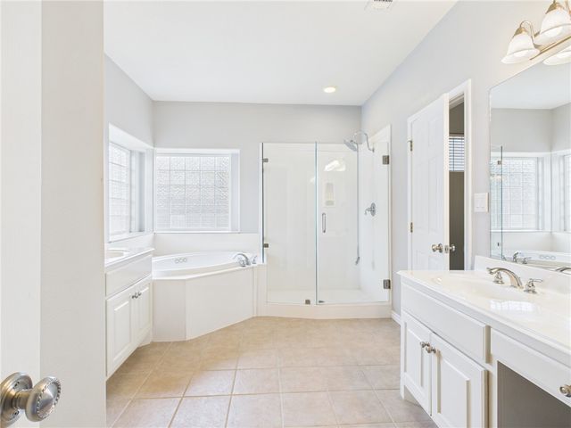 4404 Edinburgh Place, College Station, TX 77845