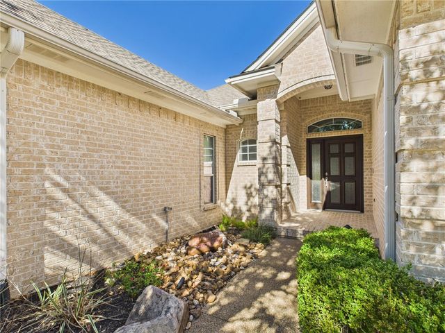 4404 Edinburgh Place, College Station, TX 77845