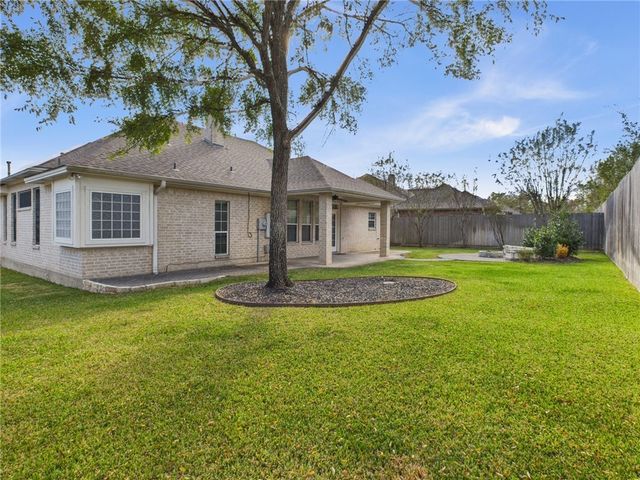 4404 Edinburgh Place, College Station, TX 77845
