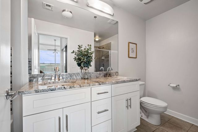 415 Church St Apt 1013, Nashville, TN 37219