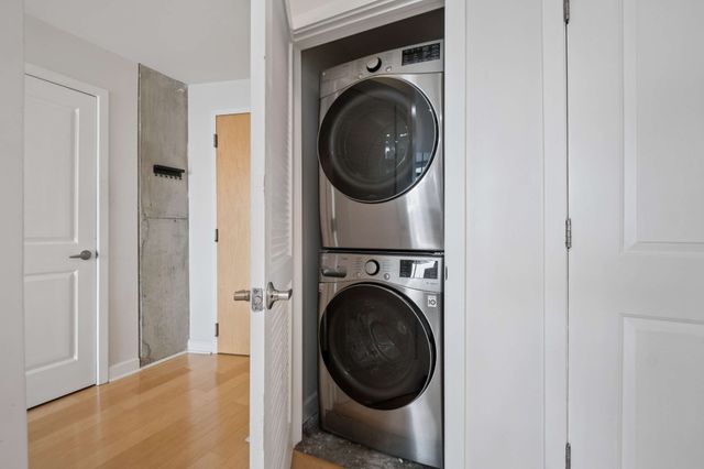 415 Church St Apt 1013, Nashville, TN 37219