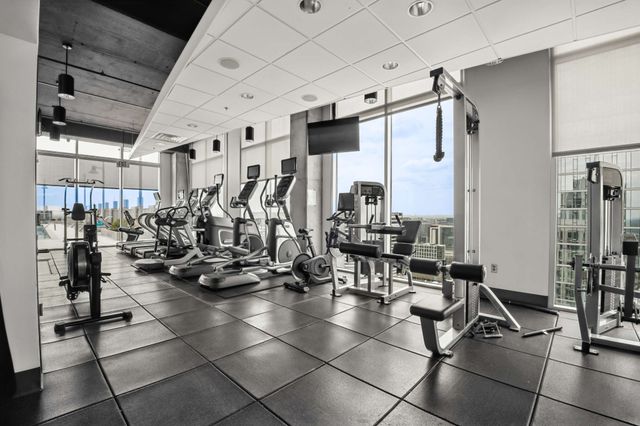 415 Church St Apt 1013, Nashville, TN 37219