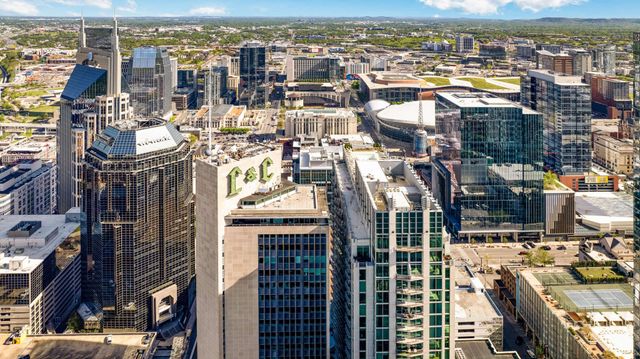 415 Church St Apt 1013, Nashville, TN 37219