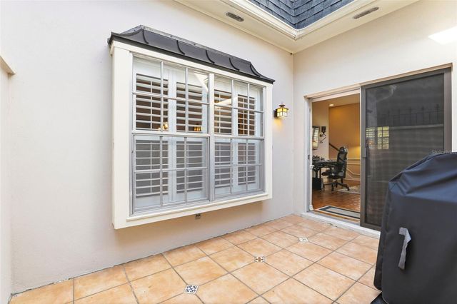 932 ASHINGTON PLACE, Orlando, FL 32804