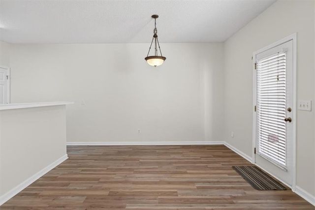 100 Eagle Glen Drive NE, Cartersville, GA 30121