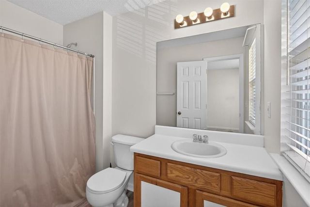 100 Eagle Glen Drive NE, Cartersville, GA 30121
