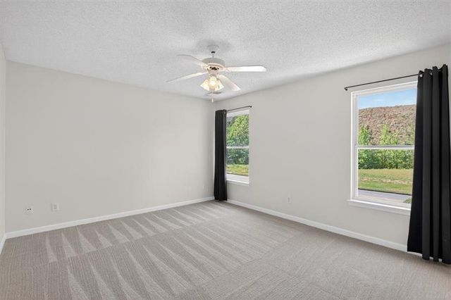 100 Eagle Glen Drive NE, Cartersville, GA 30121