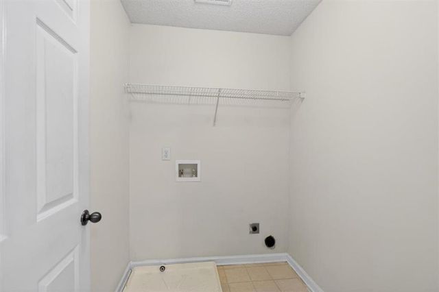 100 Eagle Glen Drive NE, Cartersville, GA 30121