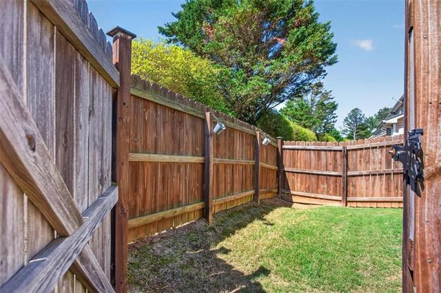 100 Eagle Glen Drive NE, Cartersville, GA 30121