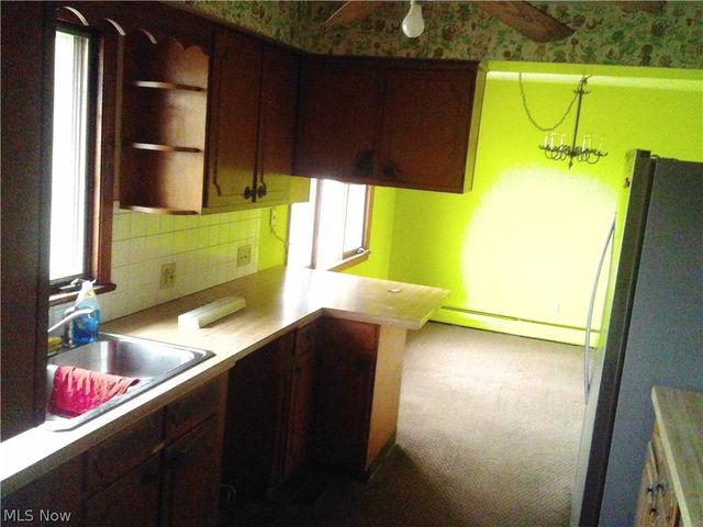 370 North Drive, Lorain, OH 44053