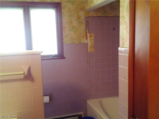 370 North Drive, Lorain, OH 44053